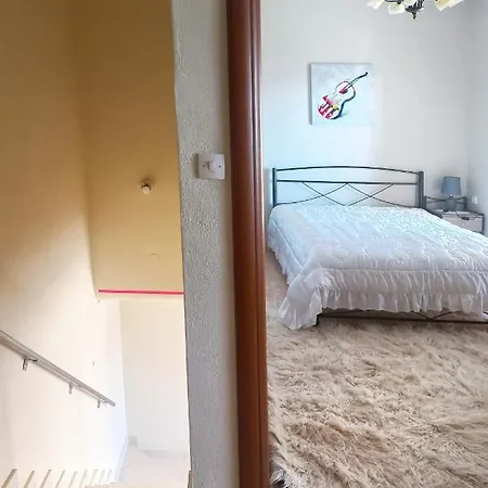 Evis Maisonette With Sea View Apartment