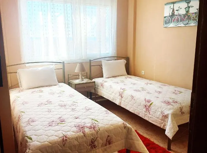 Evis Maisonette With Sea View فلوغيتا